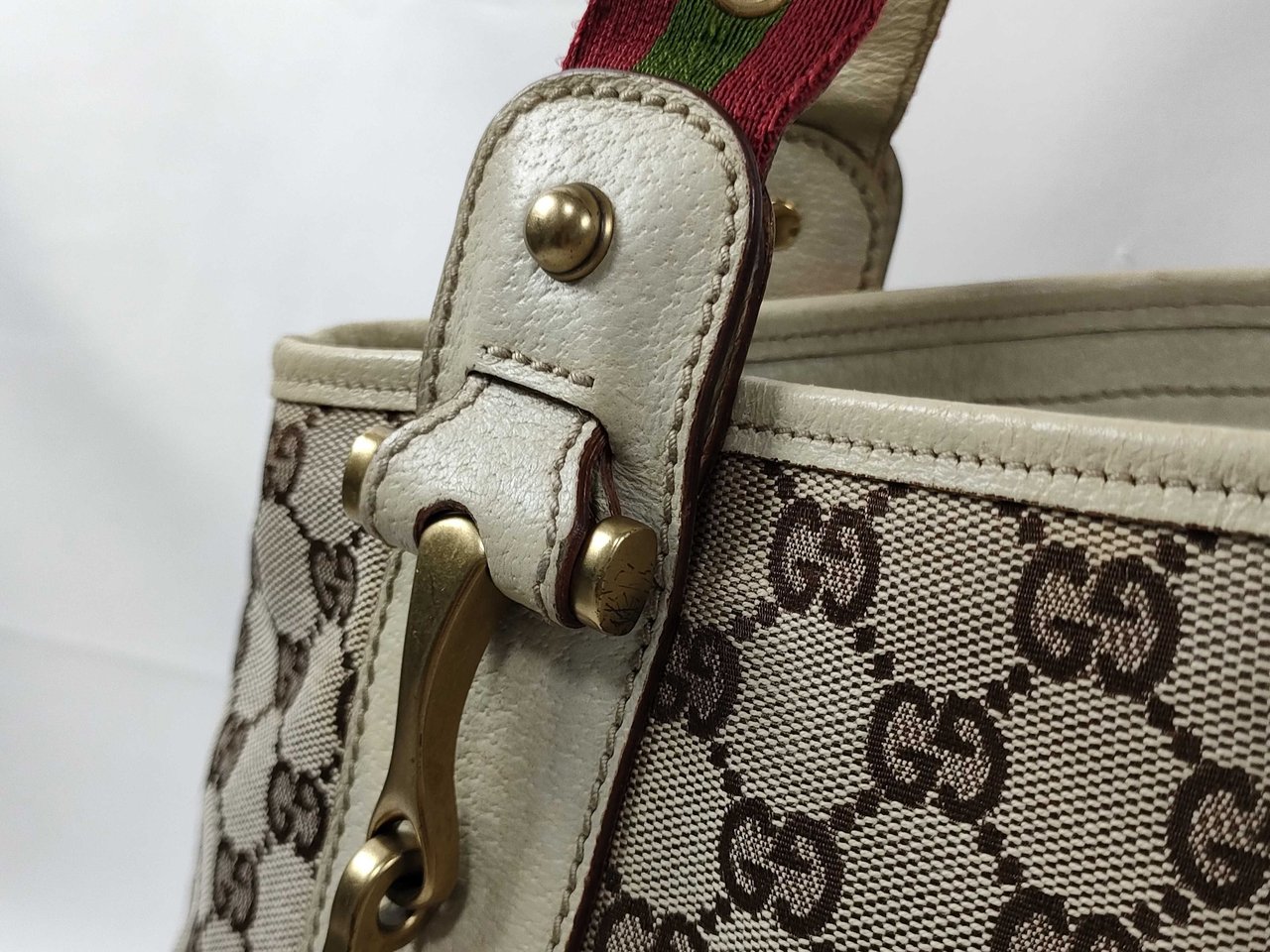 Gucci Sherry line Canvas Beige