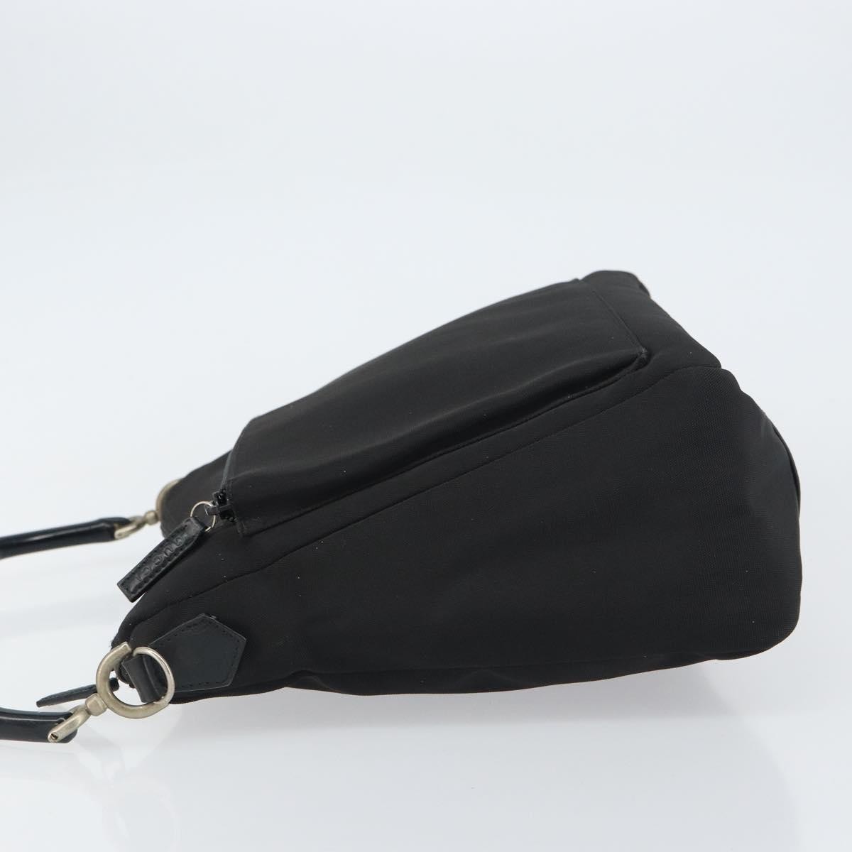 Gucci Vintage Shoulder Bag Nylon Zwart