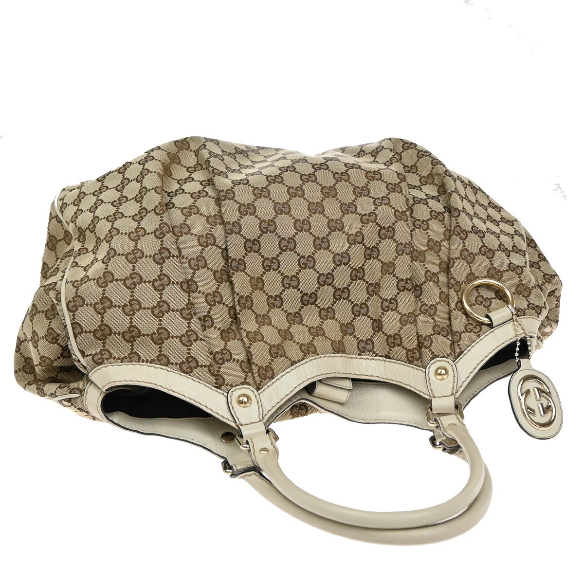 Gucci Gucci Sukey Shoulder Bag GG Canvas Medium Bruin