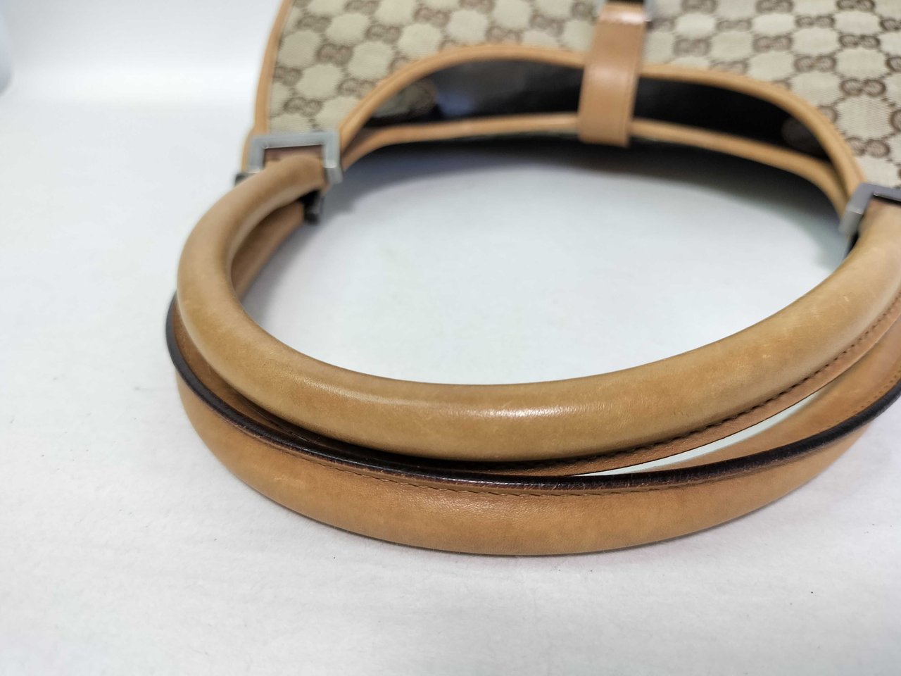 Gucci Jackie Python Medium Bruin