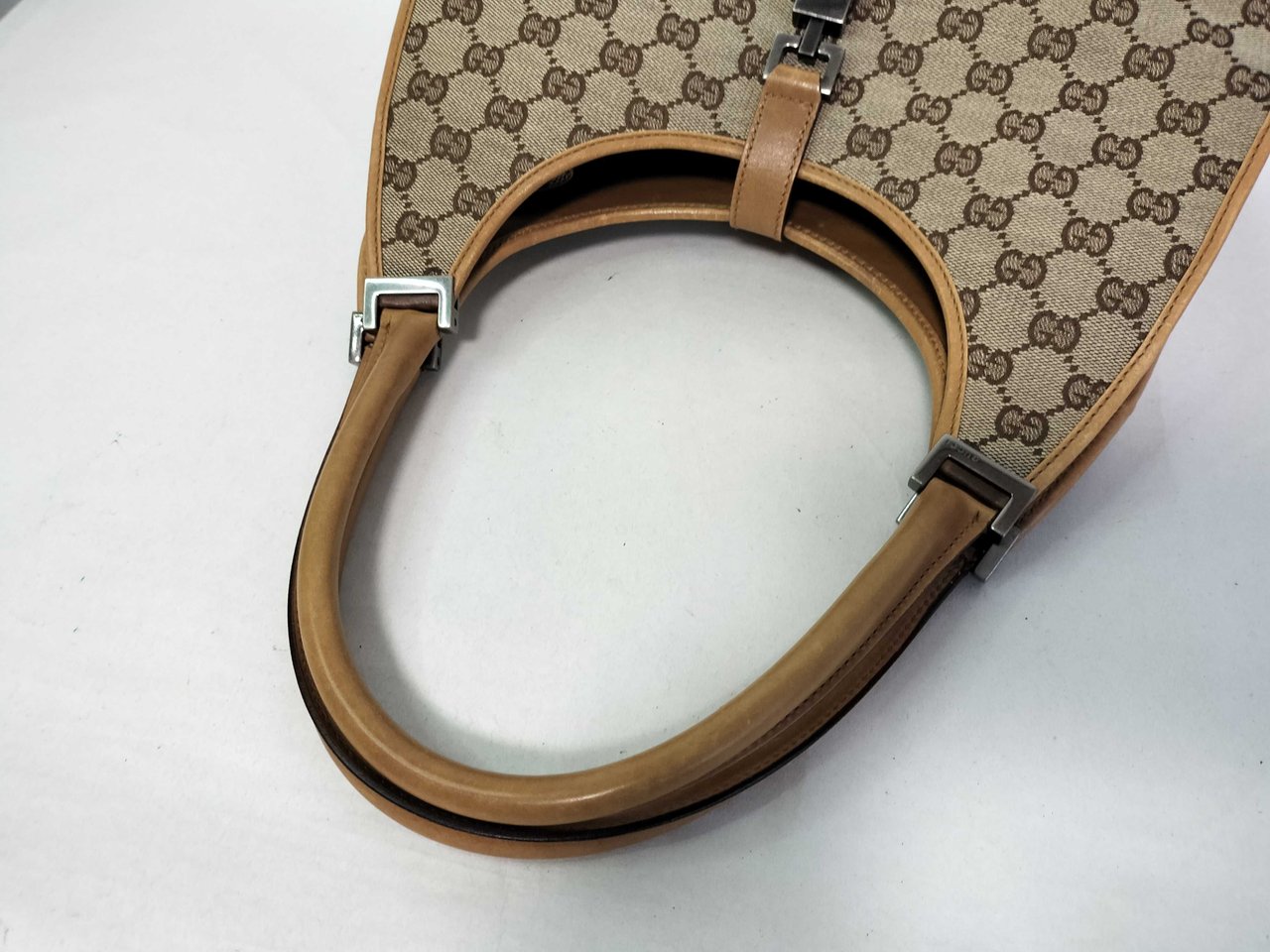 Gucci Jackie Python Medium Bruin