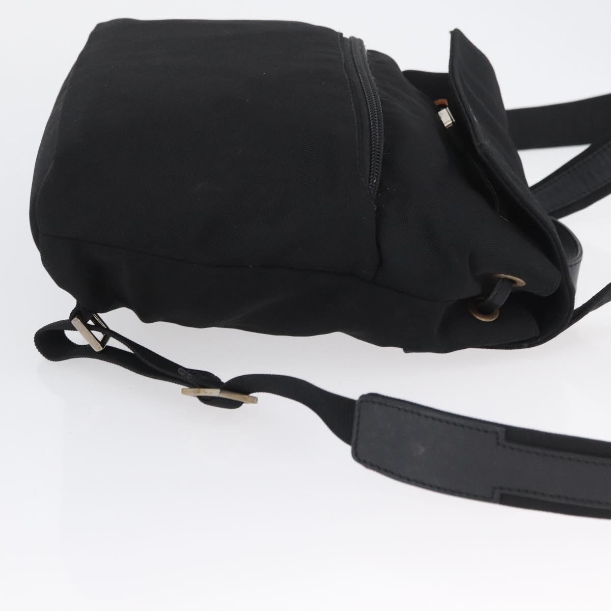 Gucci Vintage Flap Nylon Zwart