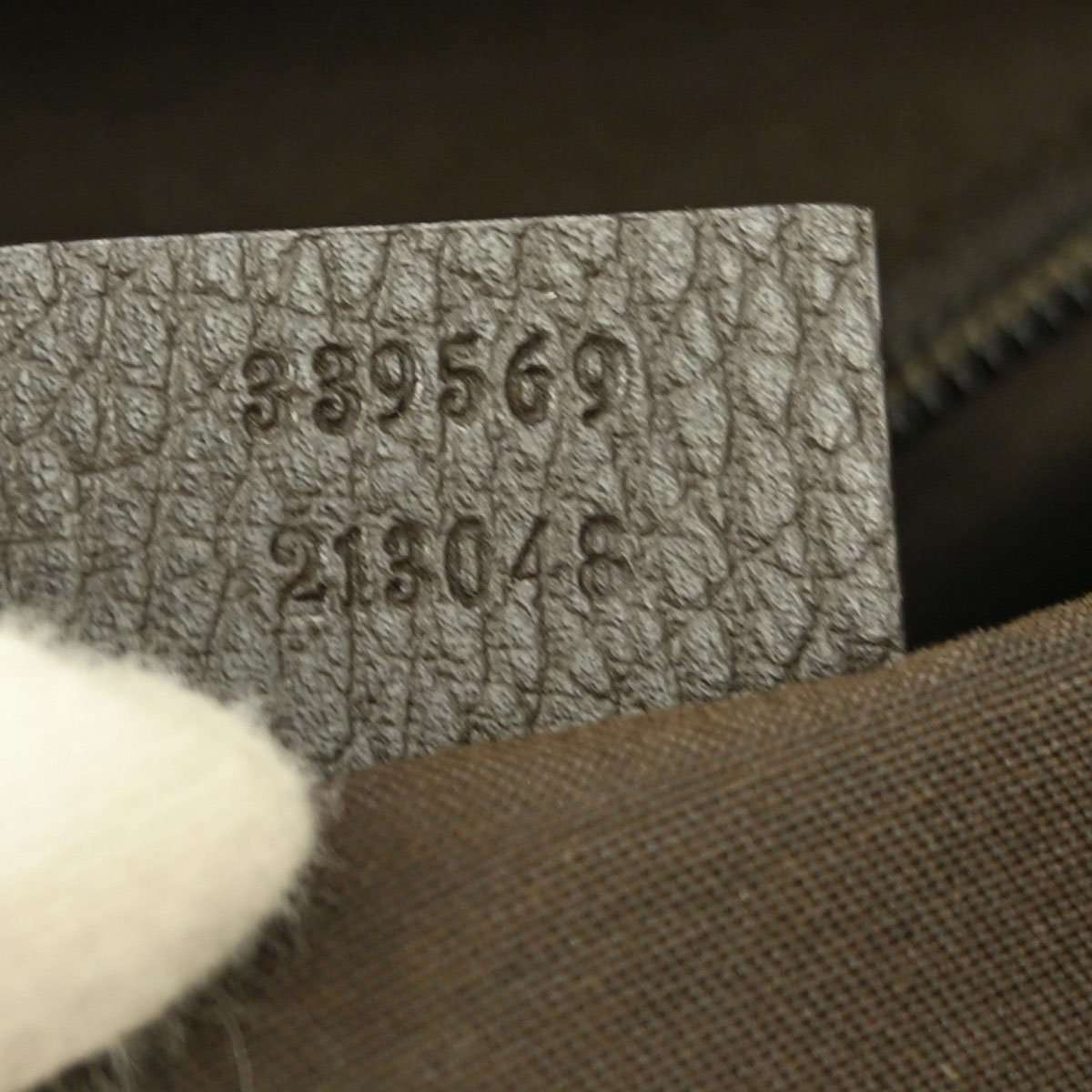 Gucci Gucci Zip Top Messenger Bag GG Imprime Small Bruin