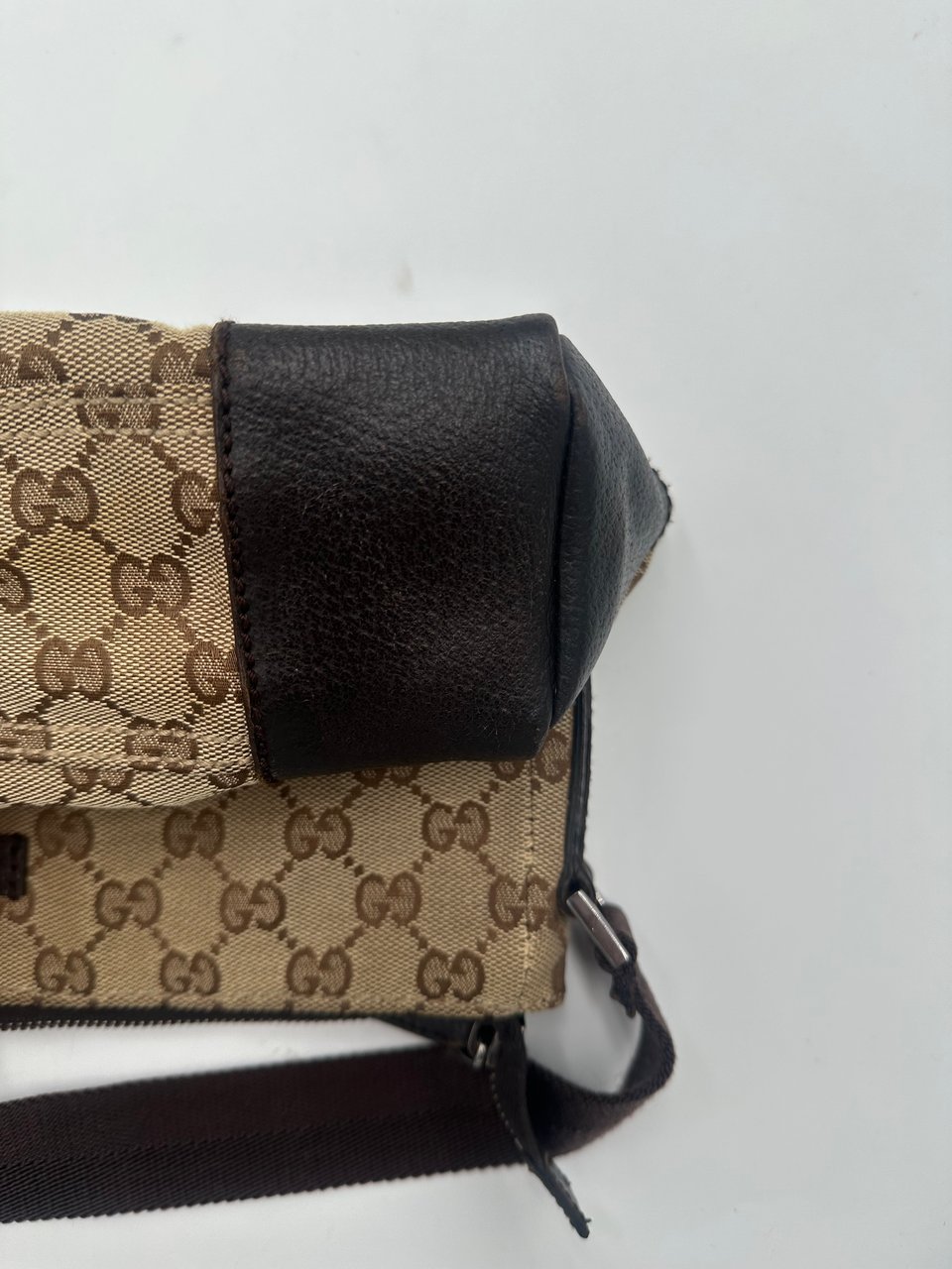 Gucci Gucci Front Pocket Messenger Bag GG Canvas Medium Beige