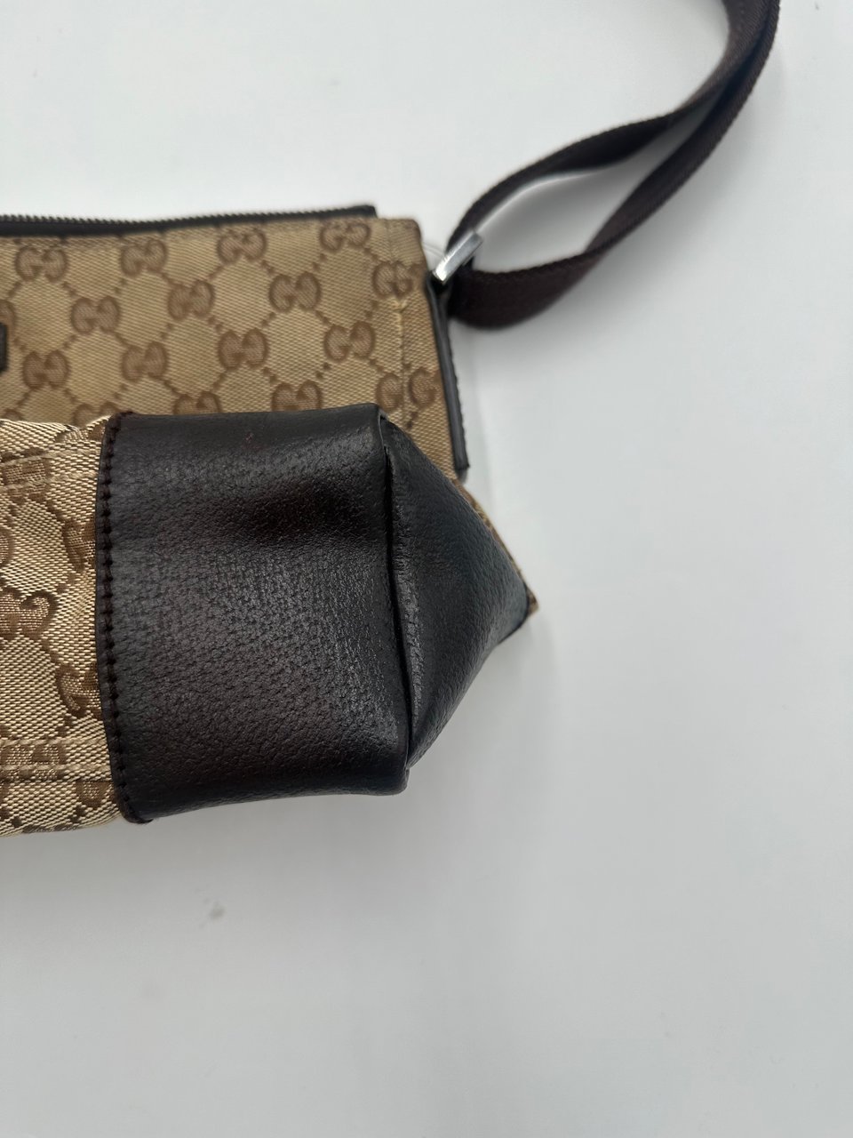 Gucci Gucci Front Pocket Messenger Bag GG Canvas Medium Beige