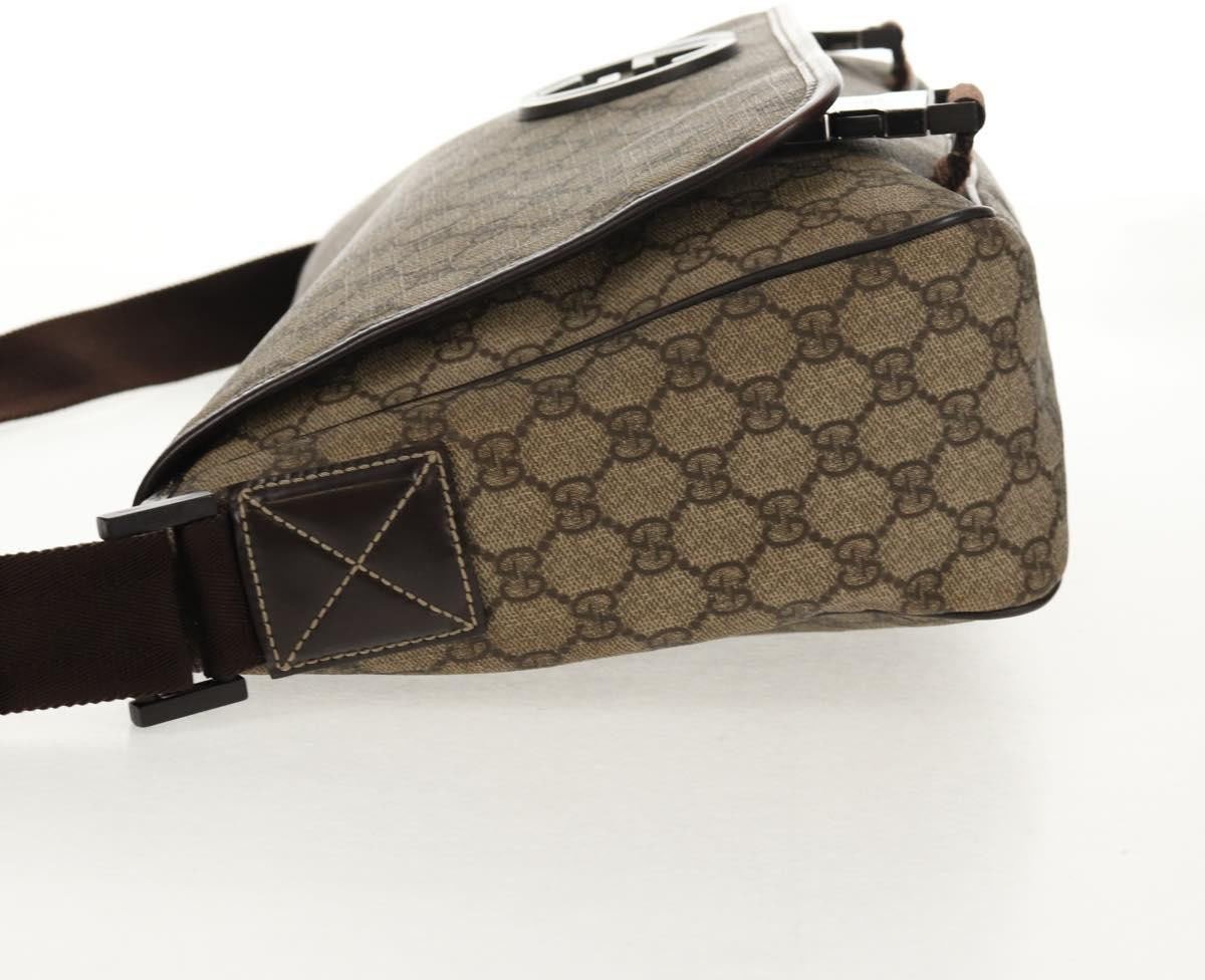 Gucci Gucci Interlocking G Messenger Bag GG Coated Canvas Large Bruin