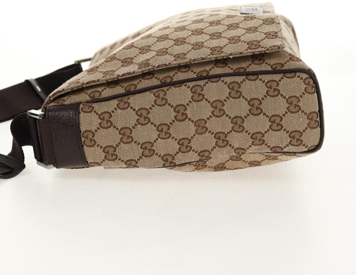 Gucci Gucci Flap Messenger GG Canvas Medium Beige