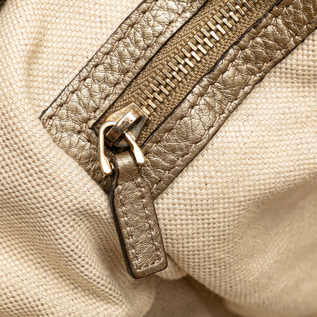 Gucci Large GG Canvas Bella Shoulder Bag Bruin
