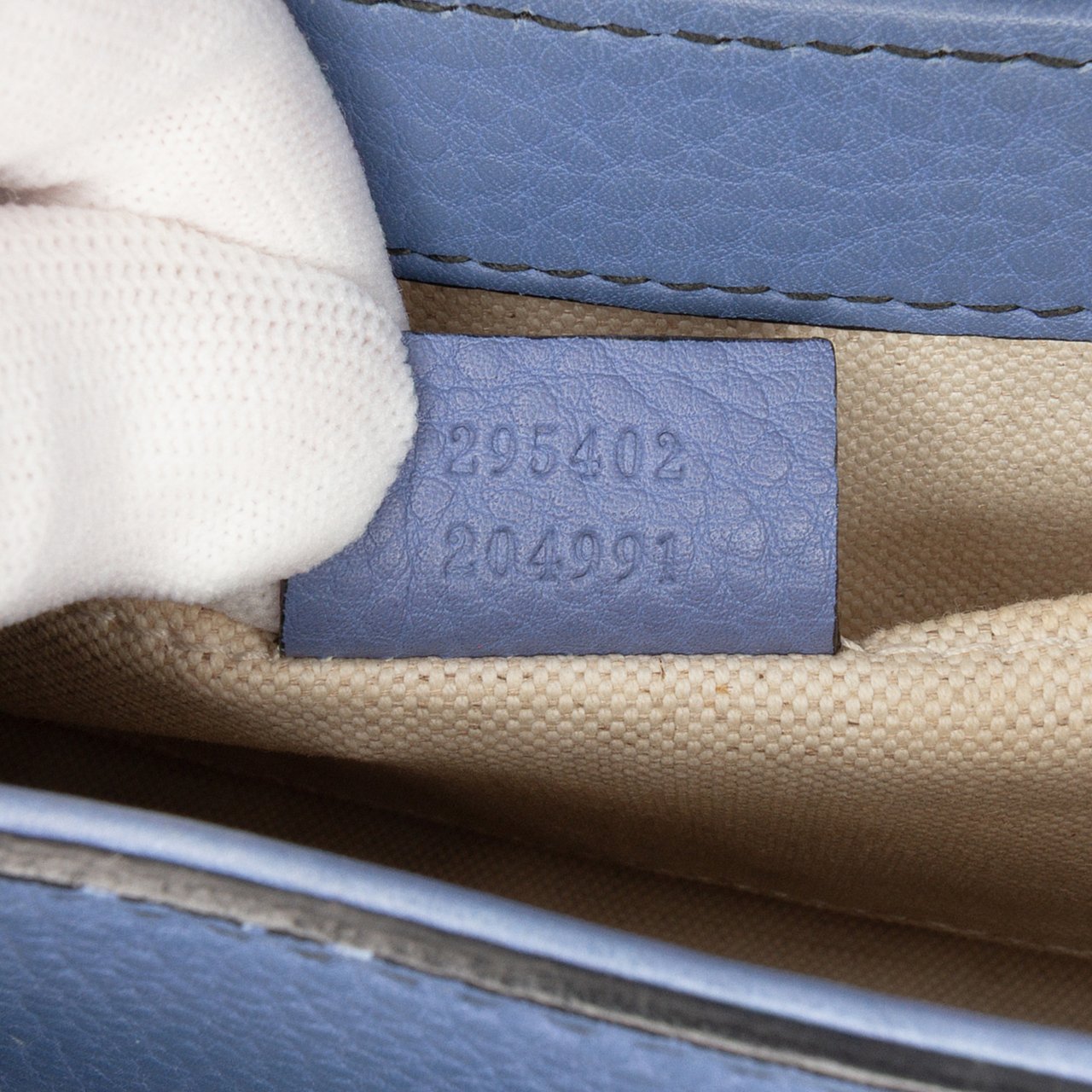 Gucci Medium Leather Emily Shoulder Bag Blauw