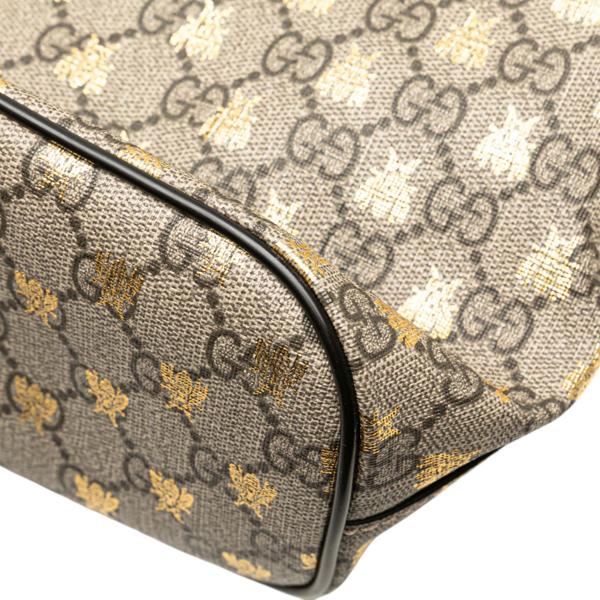 Gucci Small GG Supreme Bees Soft Tote Bruin