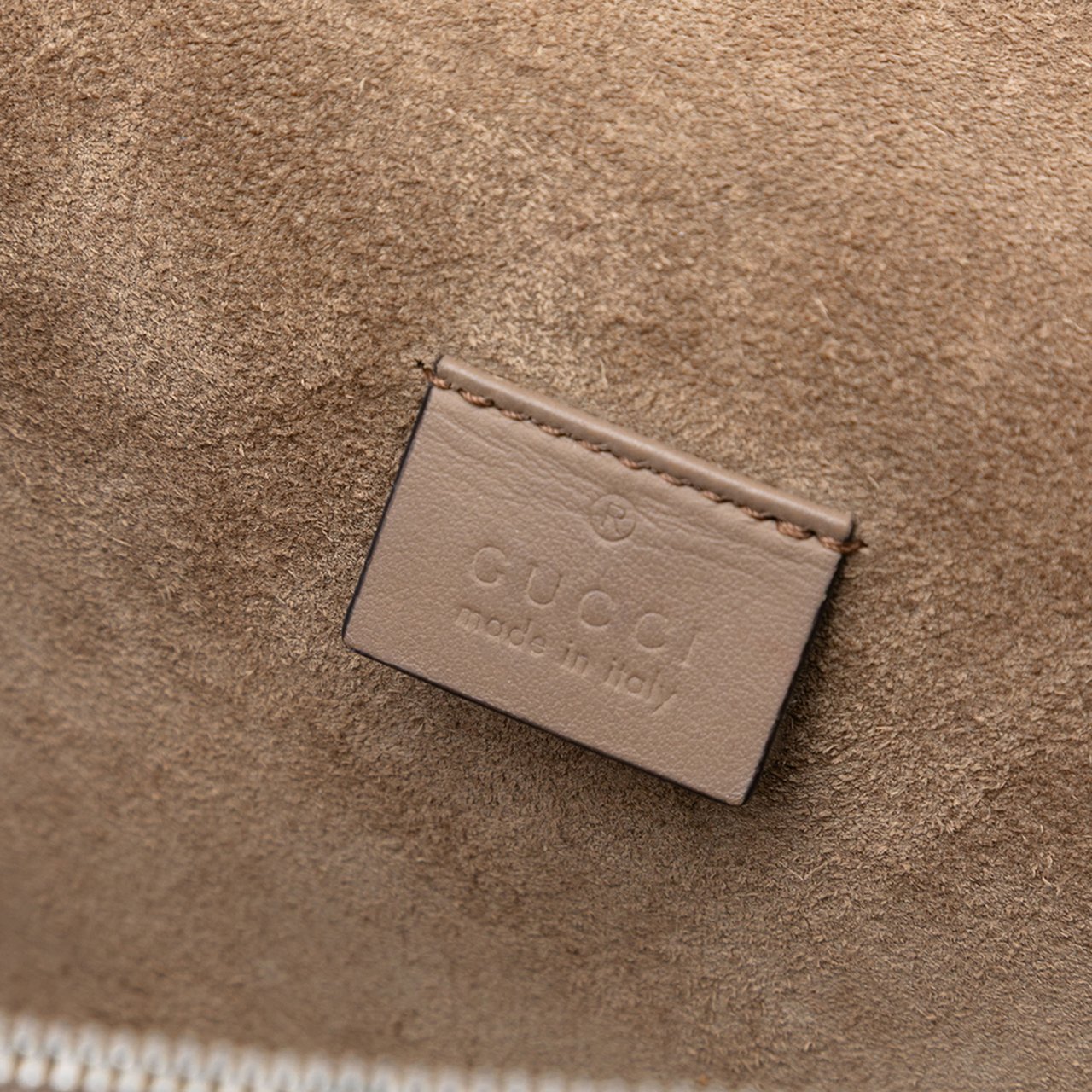 Gucci Medium GG Supreme Dionysus Shoulder Bag Bruin