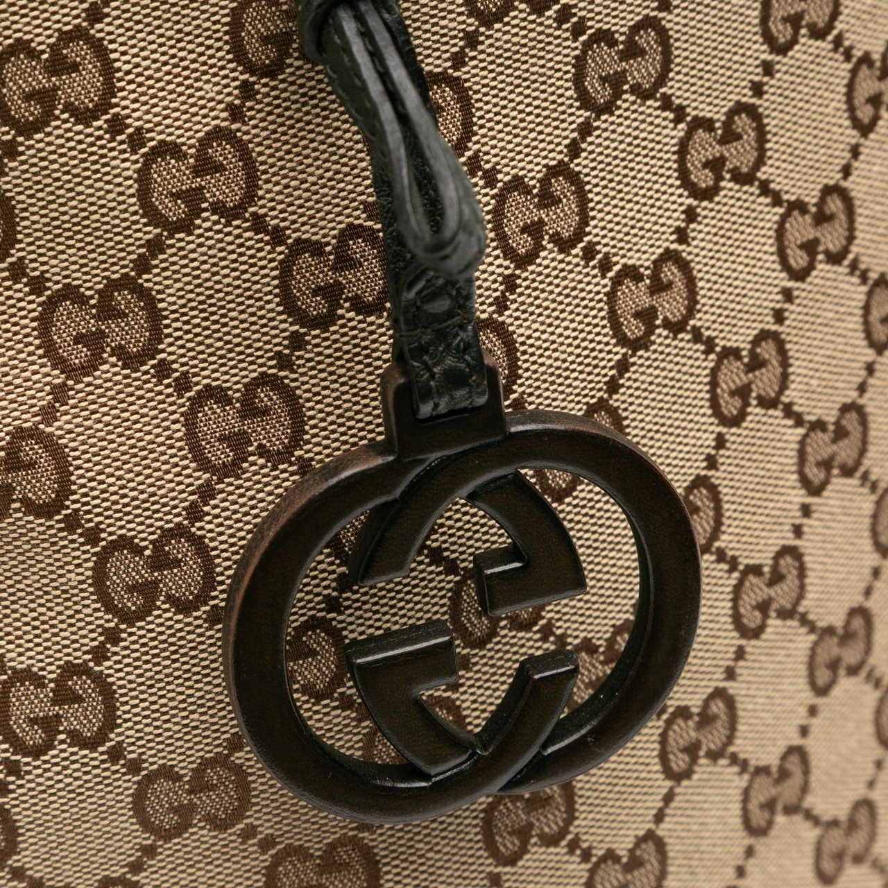 Gucci Large GG Canvas GG Charm Tote Bruin