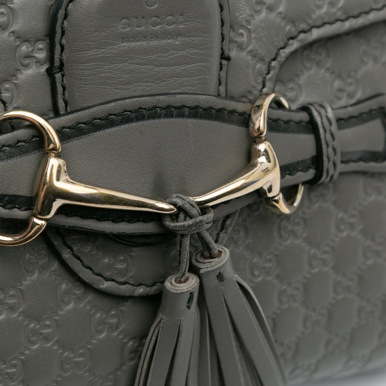 Gucci Mini Microguccissima Emily Crossbody Grijs