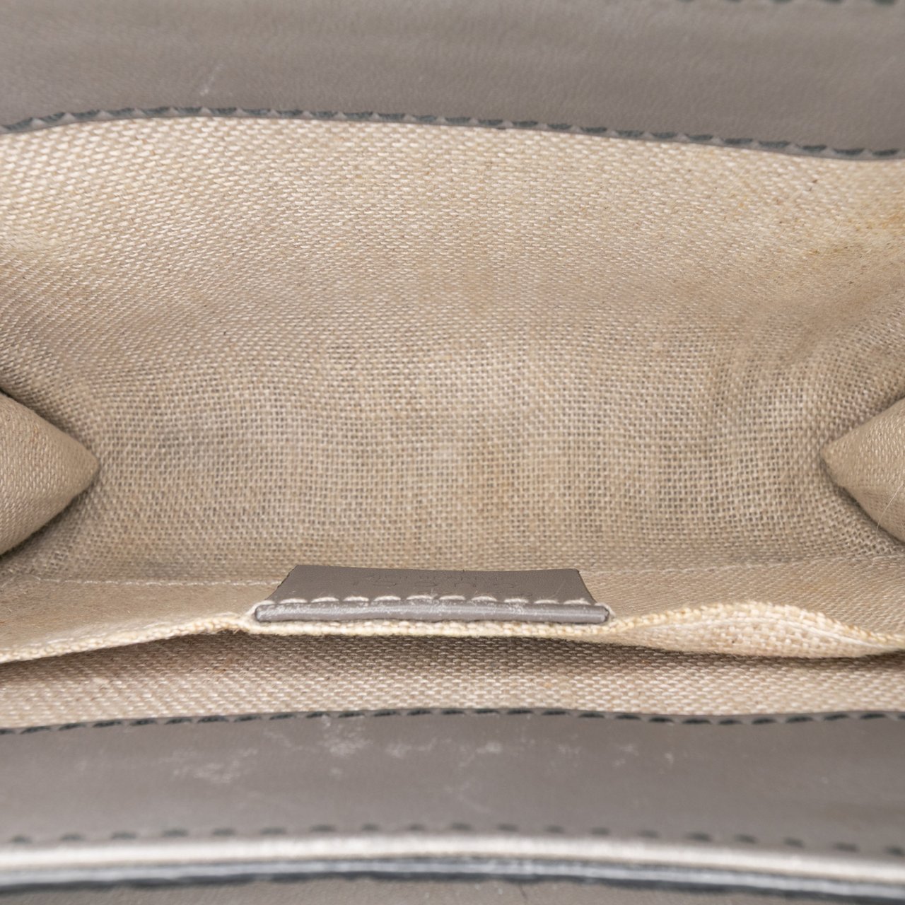 Gucci Mini Microguccissima Emily Crossbody Grijs