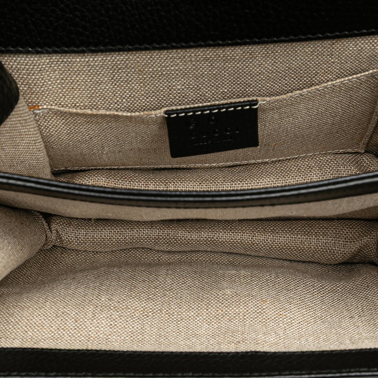 Gucci Small Dollar Calfskin Interlocking G Crossbody Zwart