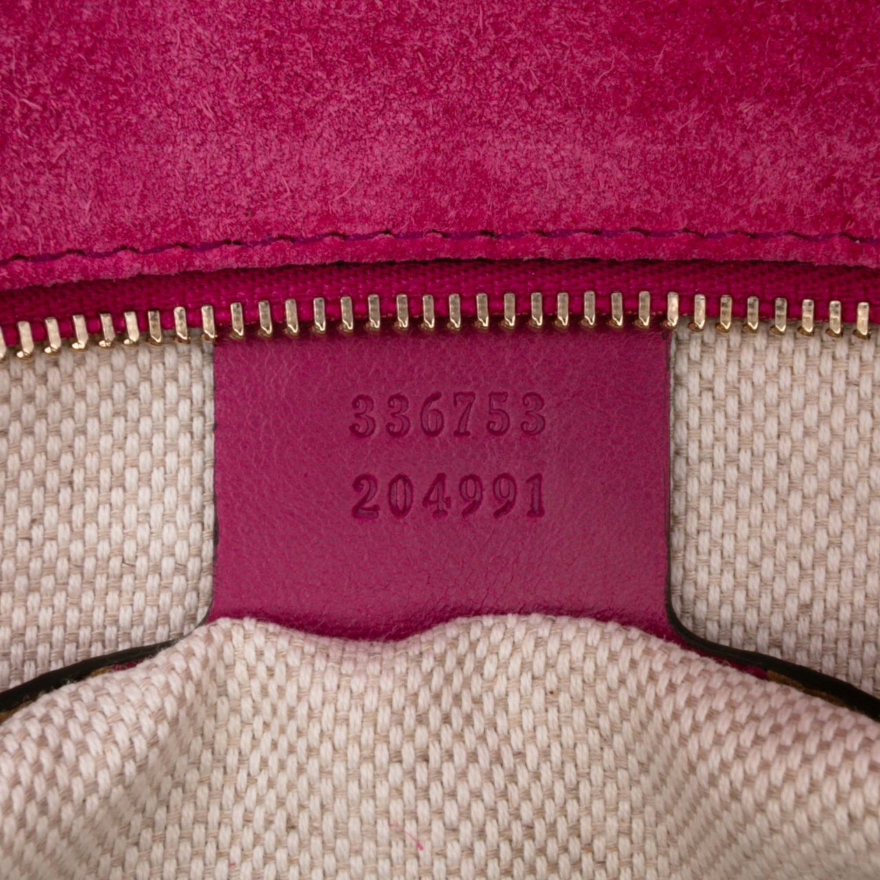 Gucci Soft Patent Soho Disco Clutch Roze