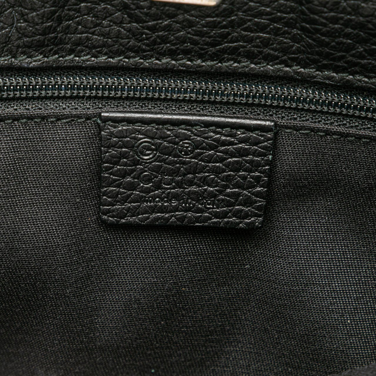 Gucci GG Nylon Shoulder Bag Zwart