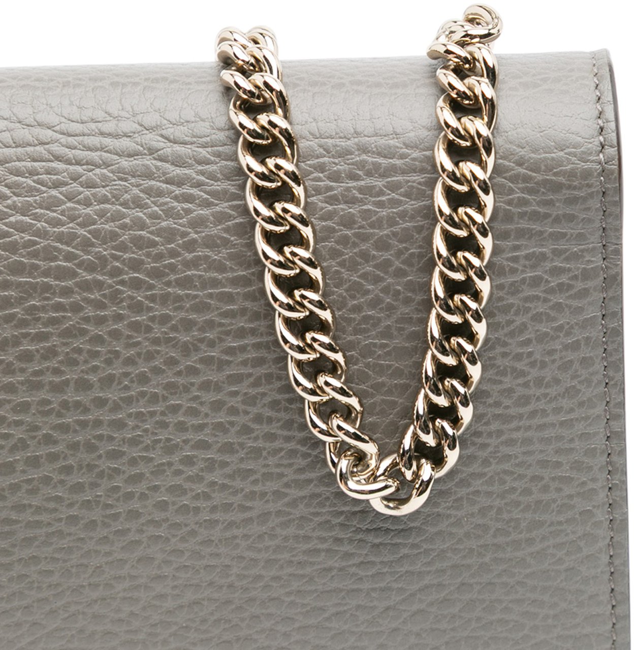 Gucci Leather Interlocking G Dollar Wallet on Chain Grijs
