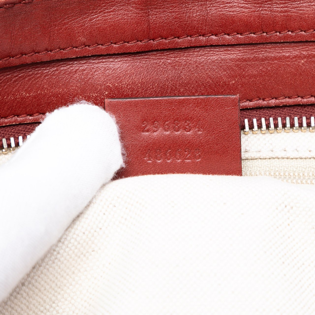 Gucci GG Canvas Sukey Crossbody Bruin