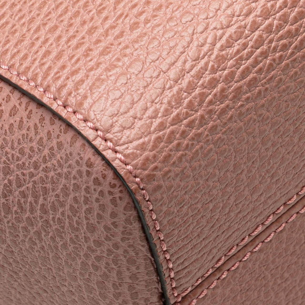 Gucci Mini Leather Swing Satchel Roze