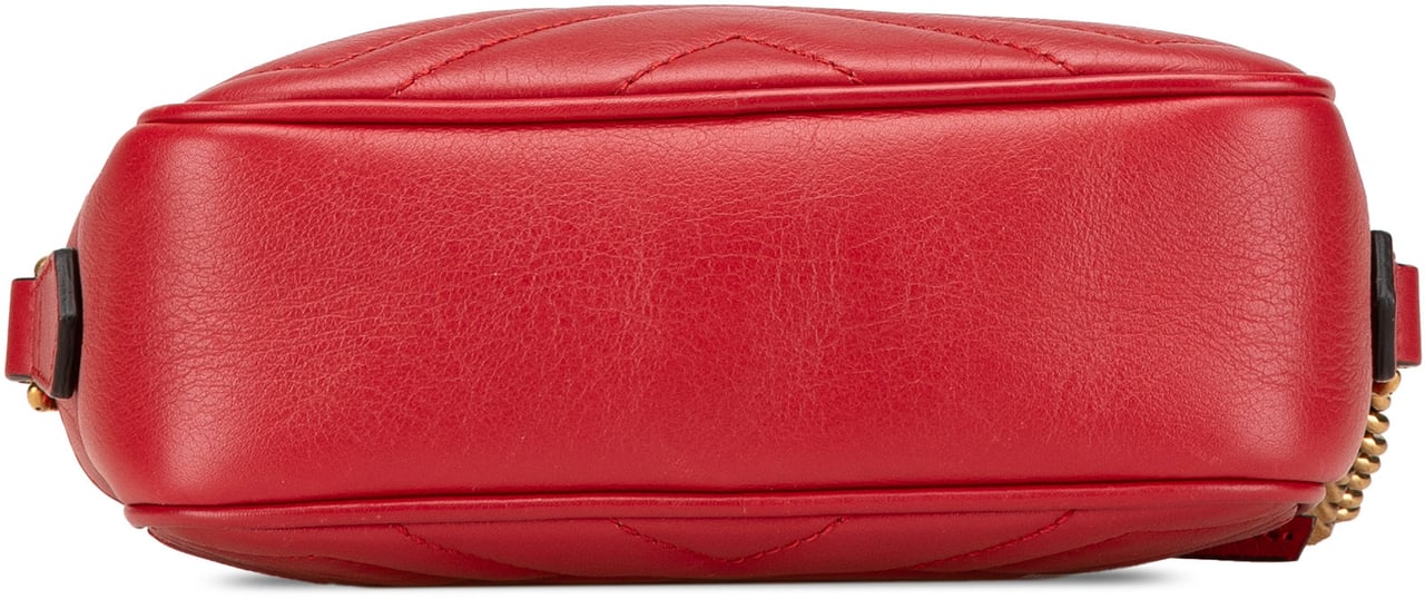 Gucci Mini GG Marmont Matelasse Leather Crossbody Rood