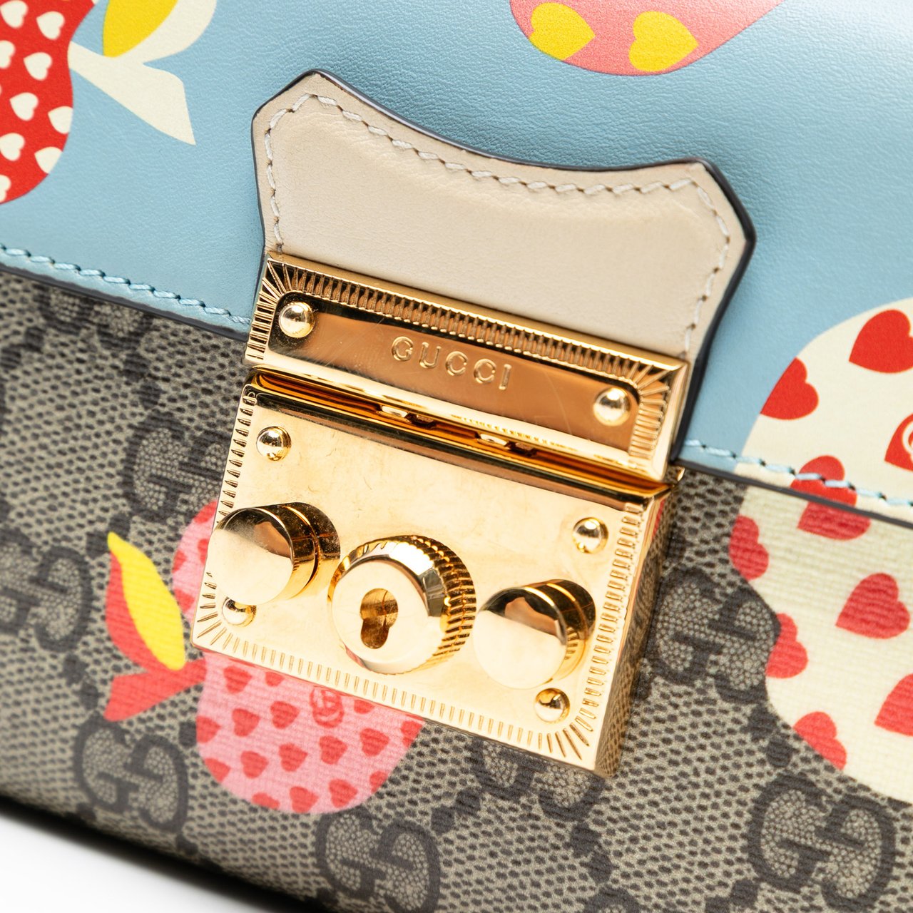 Gucci Mini GG Supreme Monogram Les Pommes Padlock Satchel Bruin