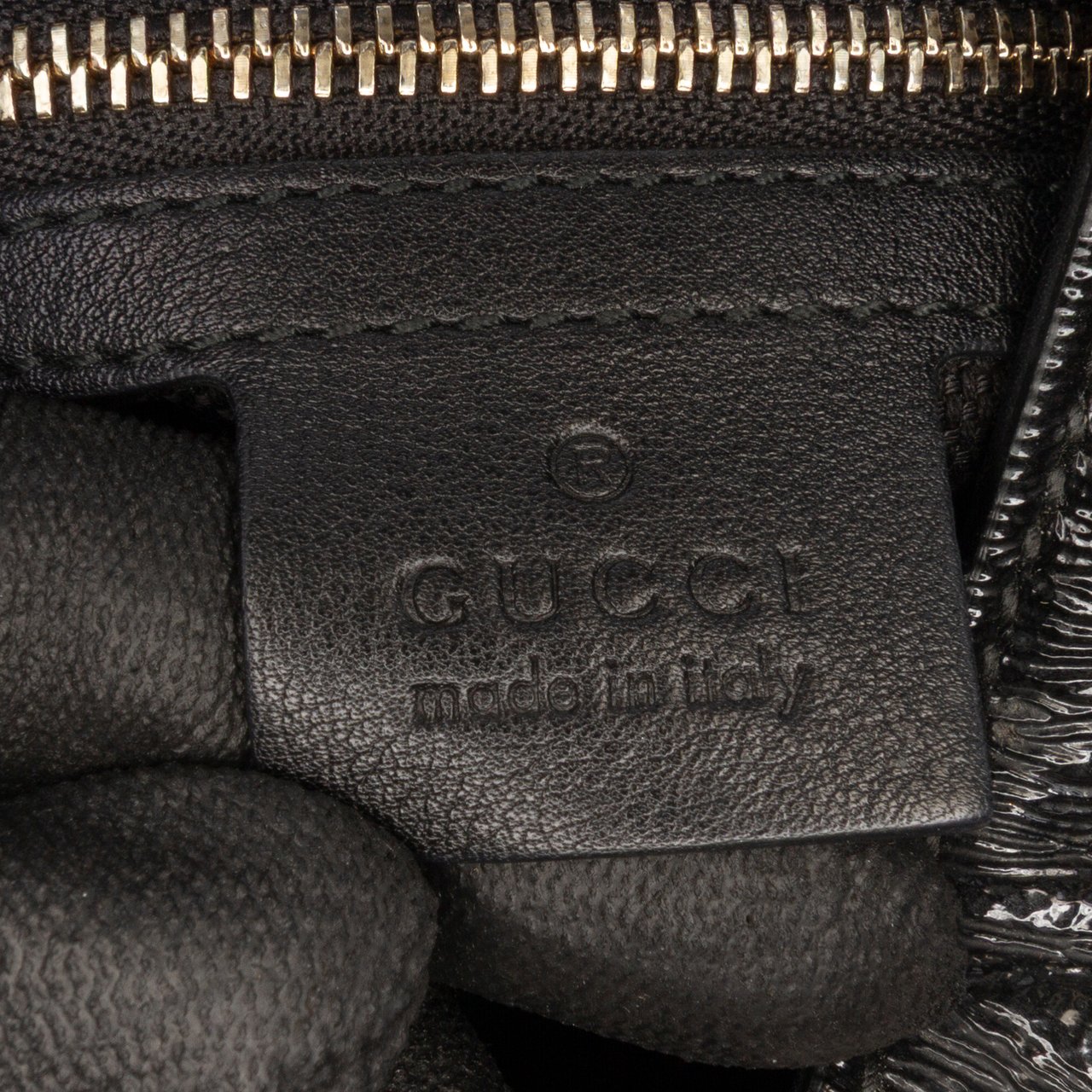 Gucci Small Patent Soho Satchel Zwart