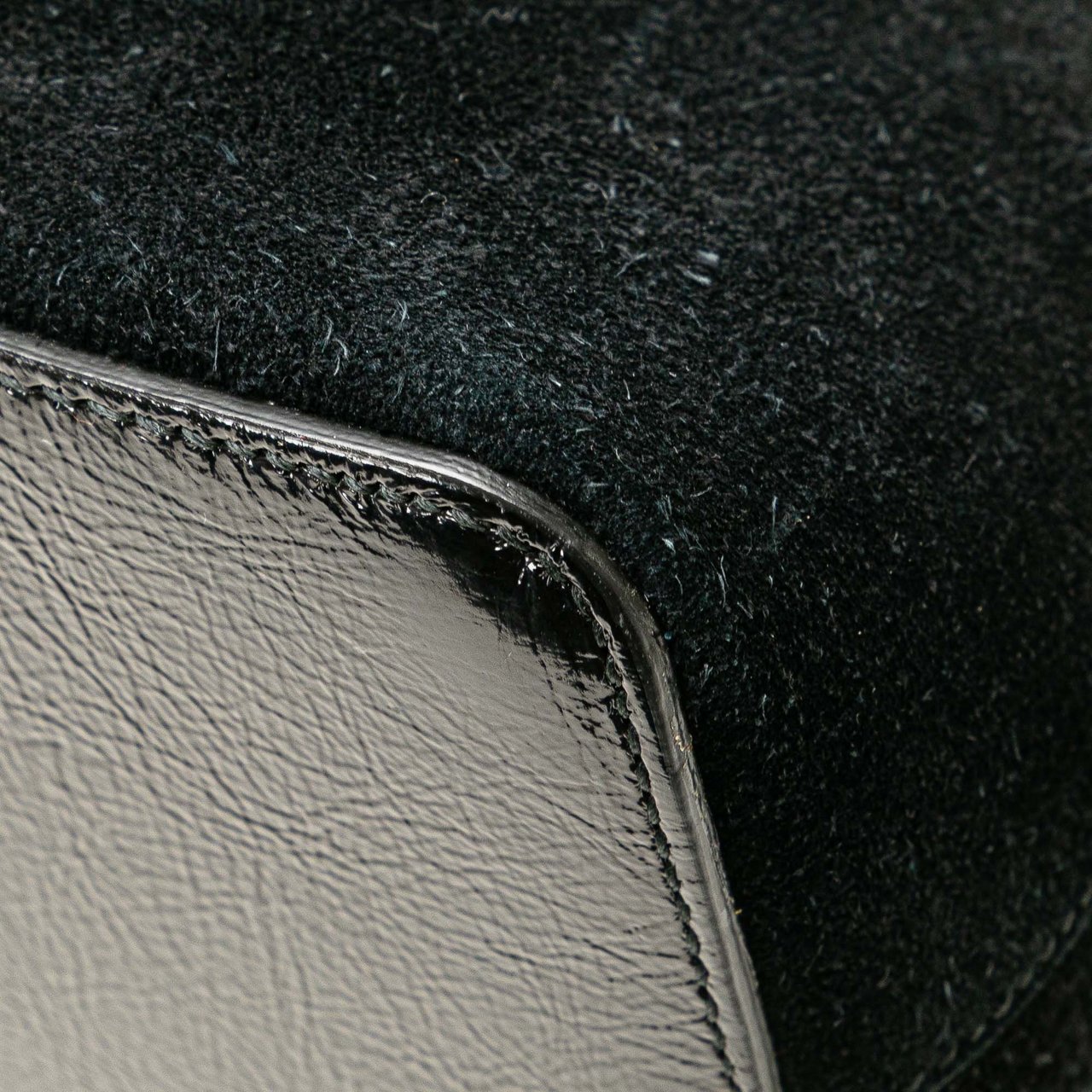 Gucci Medium Suede Ophidia Web Dome Satchel Zwart