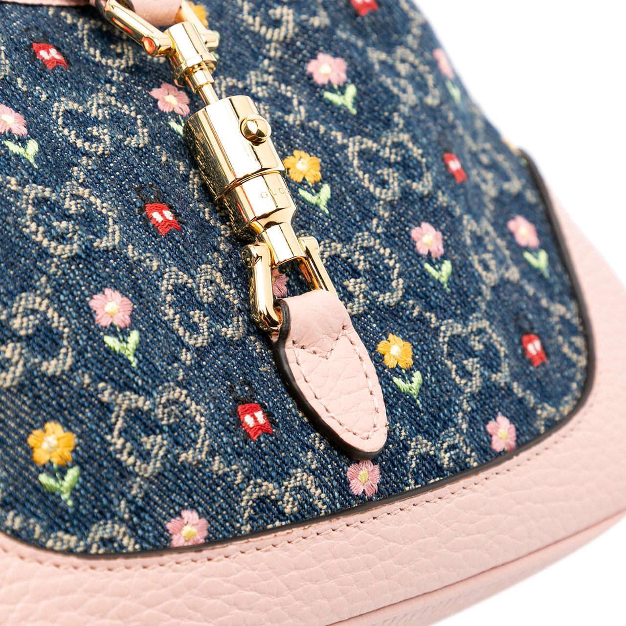 Gucci Limited Edition Mini GG Denim Embroidered Floral Jackie 1961 Crossbody Blauw