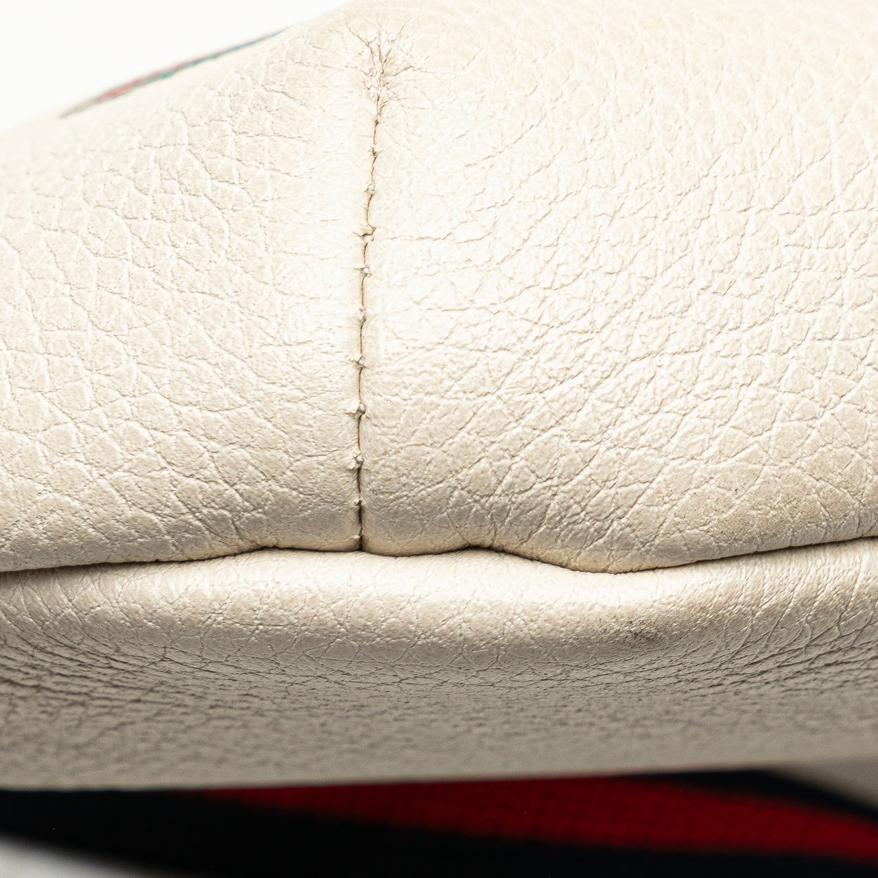 Gucci Leather Logo Belt Bag Wit