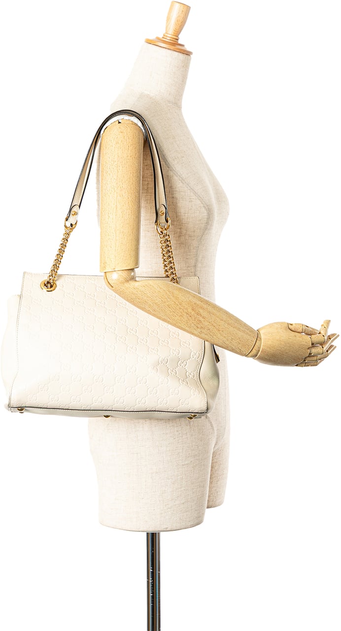 Gucci Medium Guccissima Soft Shoulder Bag Wit