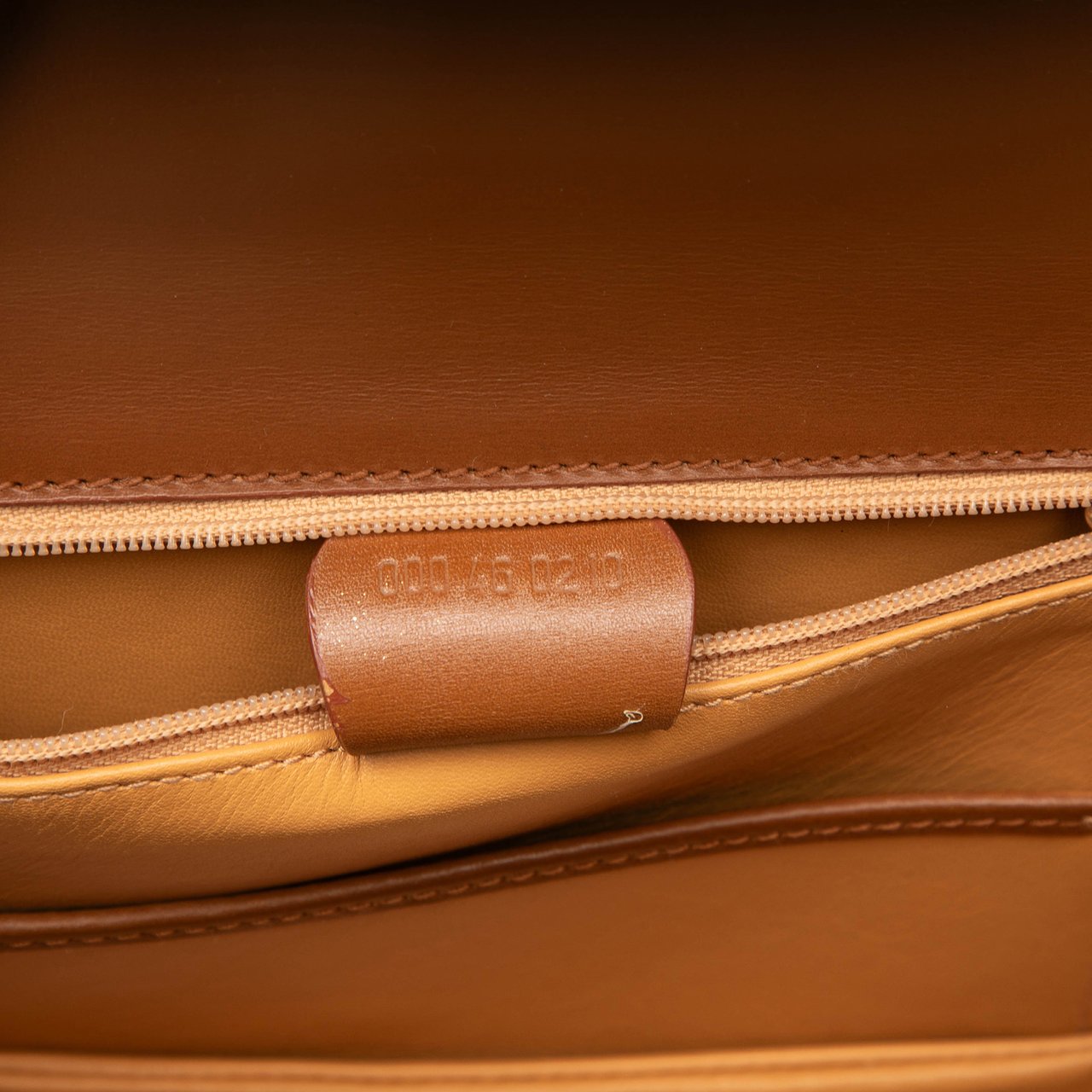 Gucci Smooth Calfskin Lady Lock Satchel Bruin