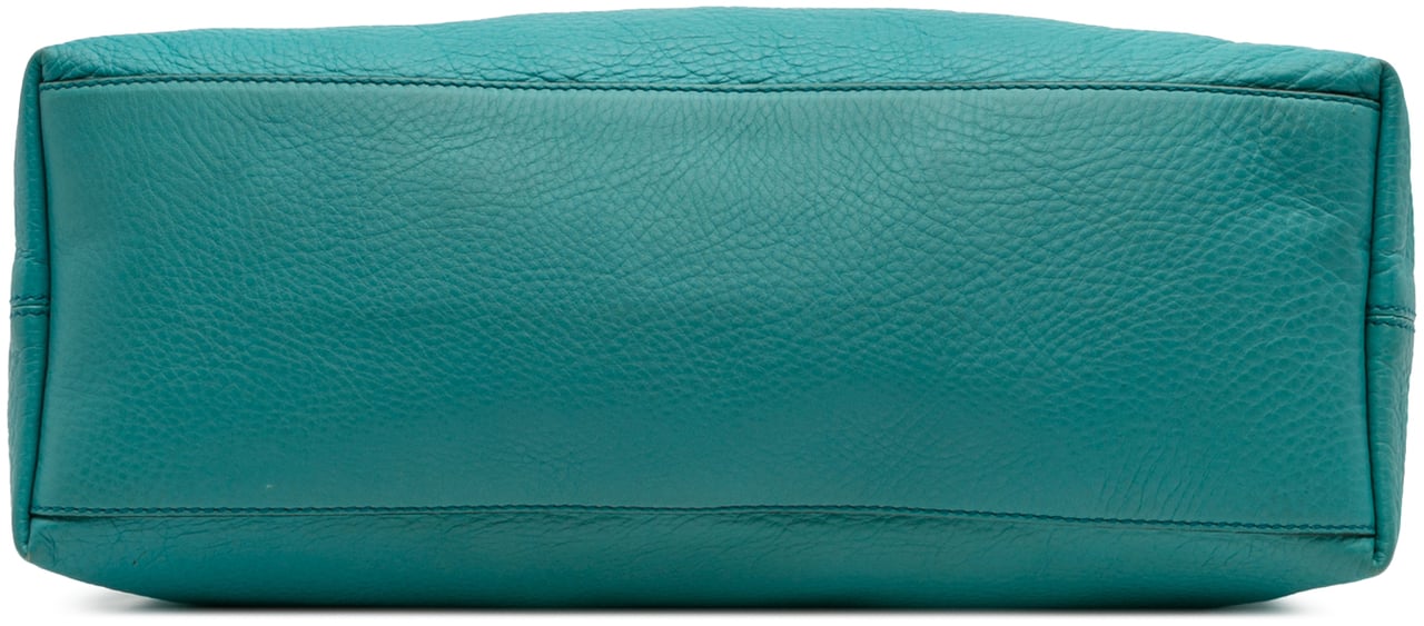 Gucci Medium Leather Soho Chain Tote Blauw
