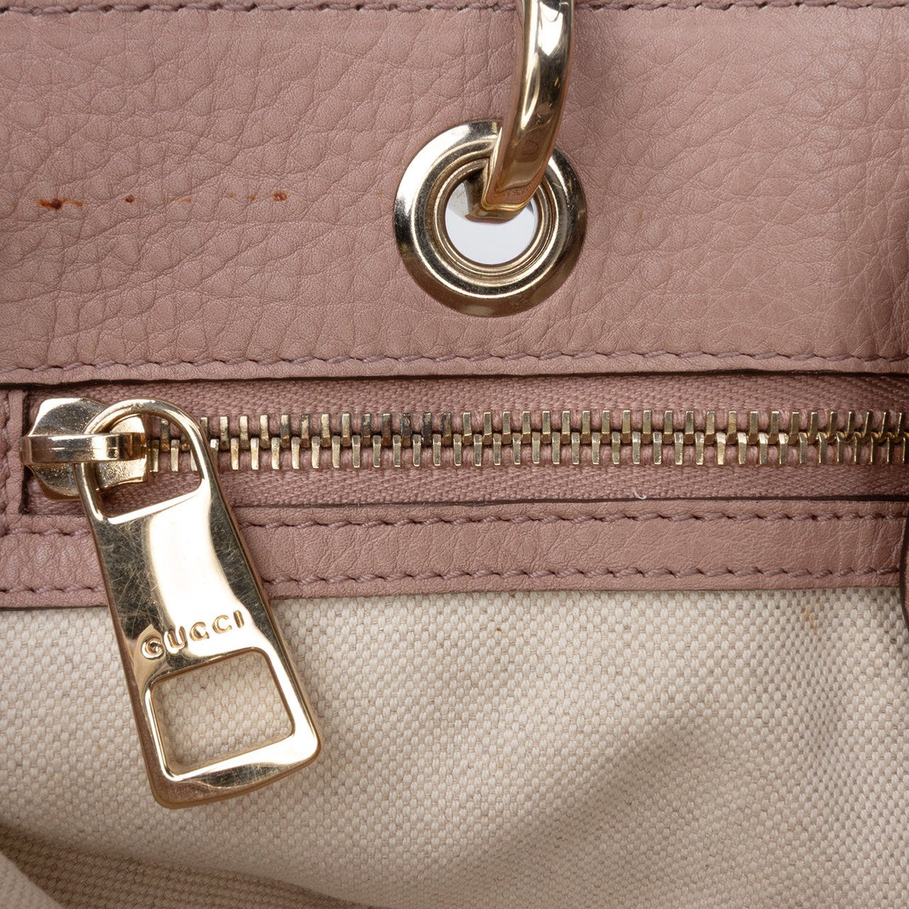 Gucci Medium Calfskin Bamboo Shopper Satchel Roze