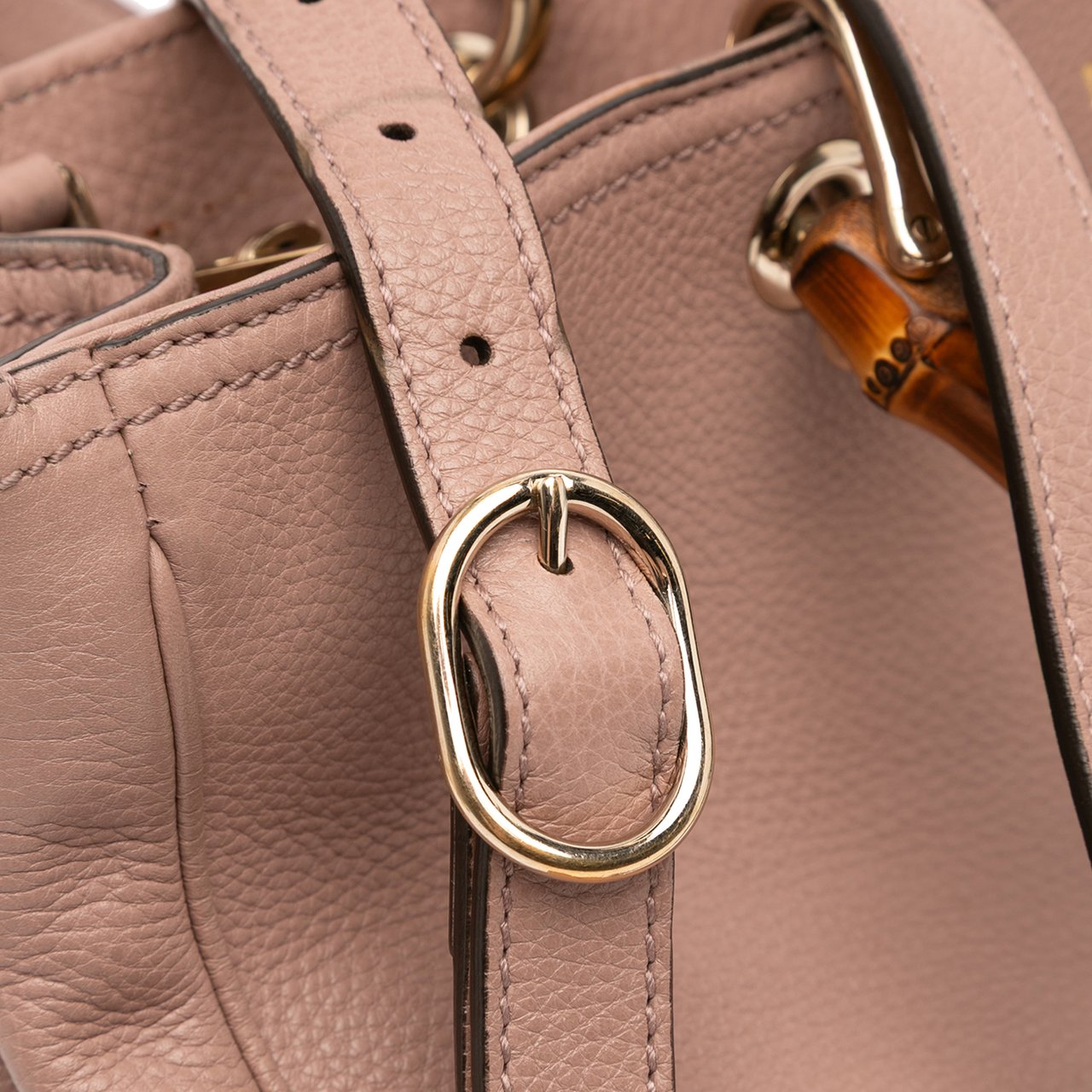 Gucci Medium Calfskin Bamboo Shopper Satchel Roze