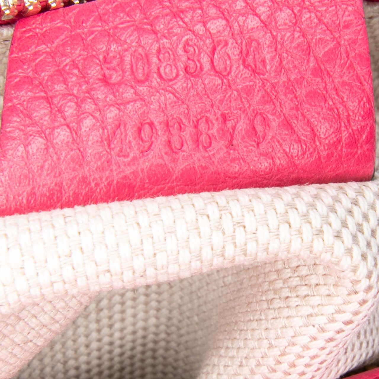 Gucci Leather Soho Disco Crossbody Roze