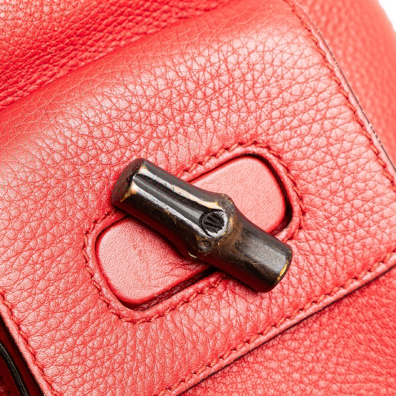 Gucci Leather Bamboo Tassel Backpack Rood