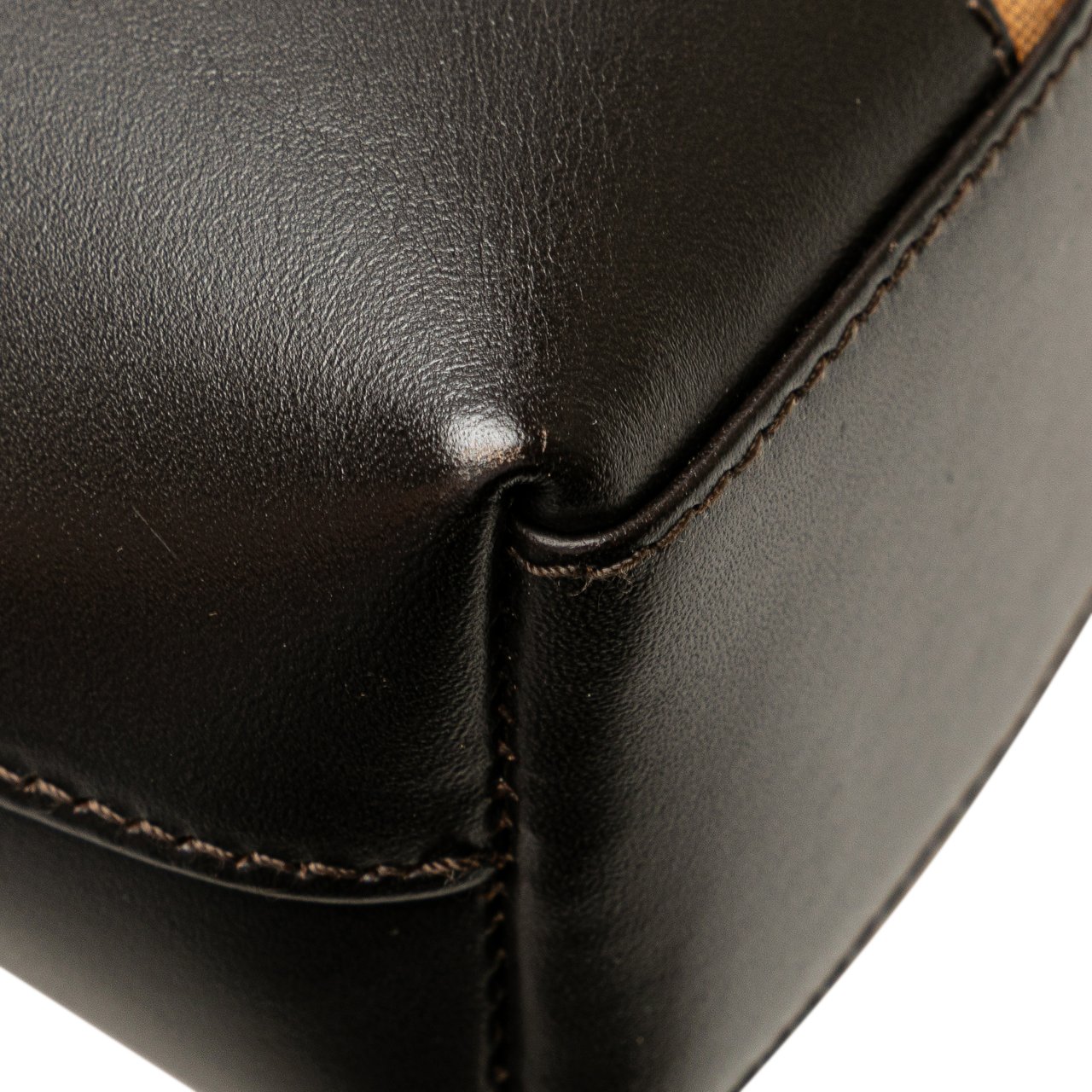 Gucci Canvas Web Shoulder Bag Bruin