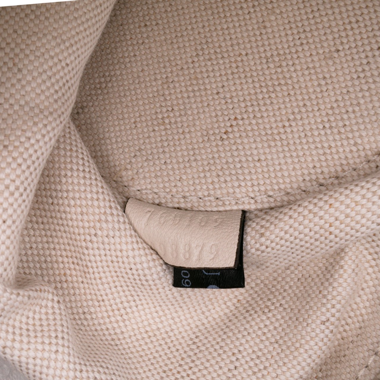 Gucci Small Leather Blondie Shoulder Bag Wit