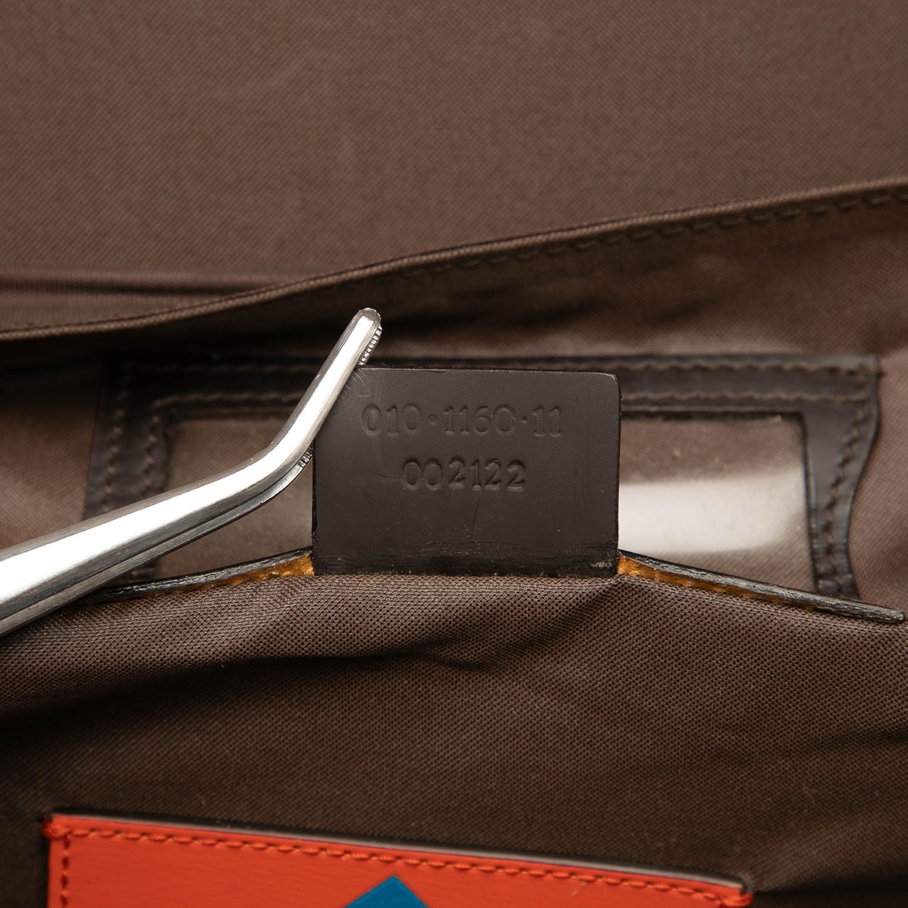 Gucci GG Canvas Trunk Suitcase Bruin