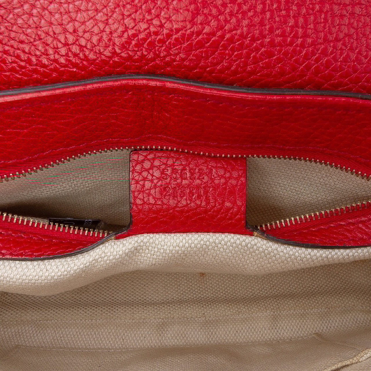 Gucci Medium Leather Soho Chain Flap Crossbody Rood