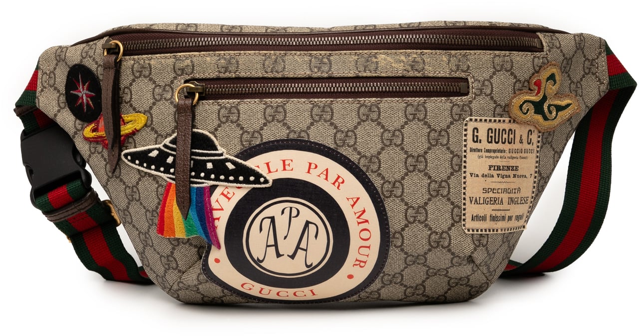 Gucci GG Supreme Courrier Belt Bag Bruin