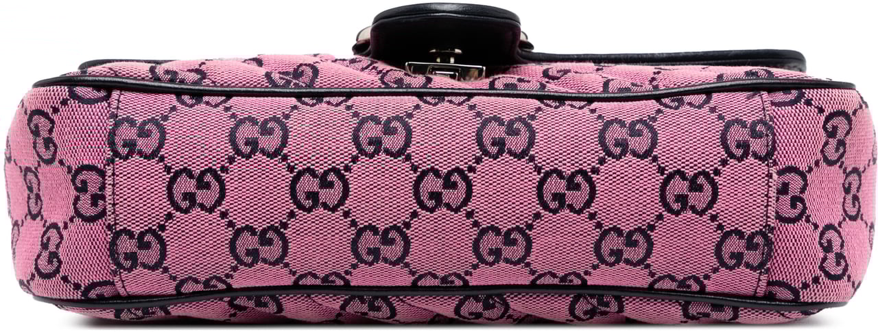 Gucci Medium GG Marmont Matelasse Diagonal GG Canvas Shoulder Bag Roze