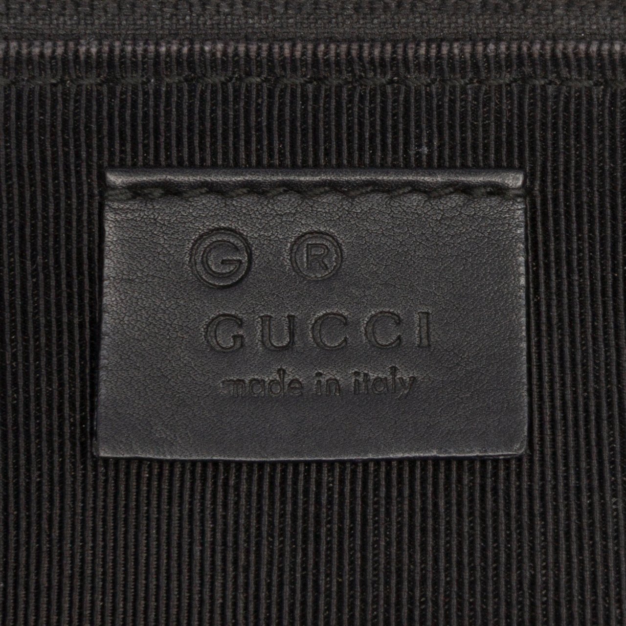 Gucci Lizard Embossed Calfskin Boat Zwart