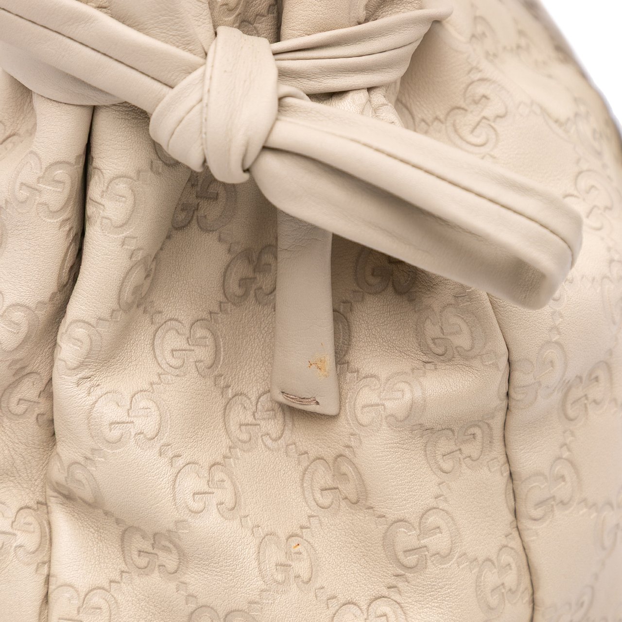 Gucci Small Guccissima Hysteria Handbag Bruin