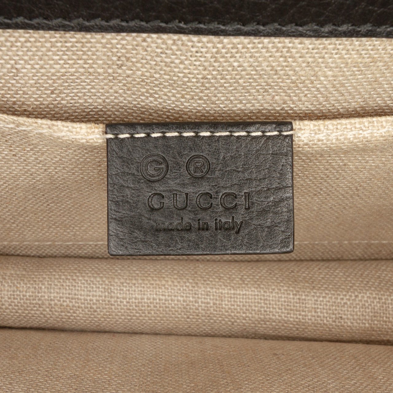 Gucci Small Dollar Calfskin Interlocking G Crossbody Zwart