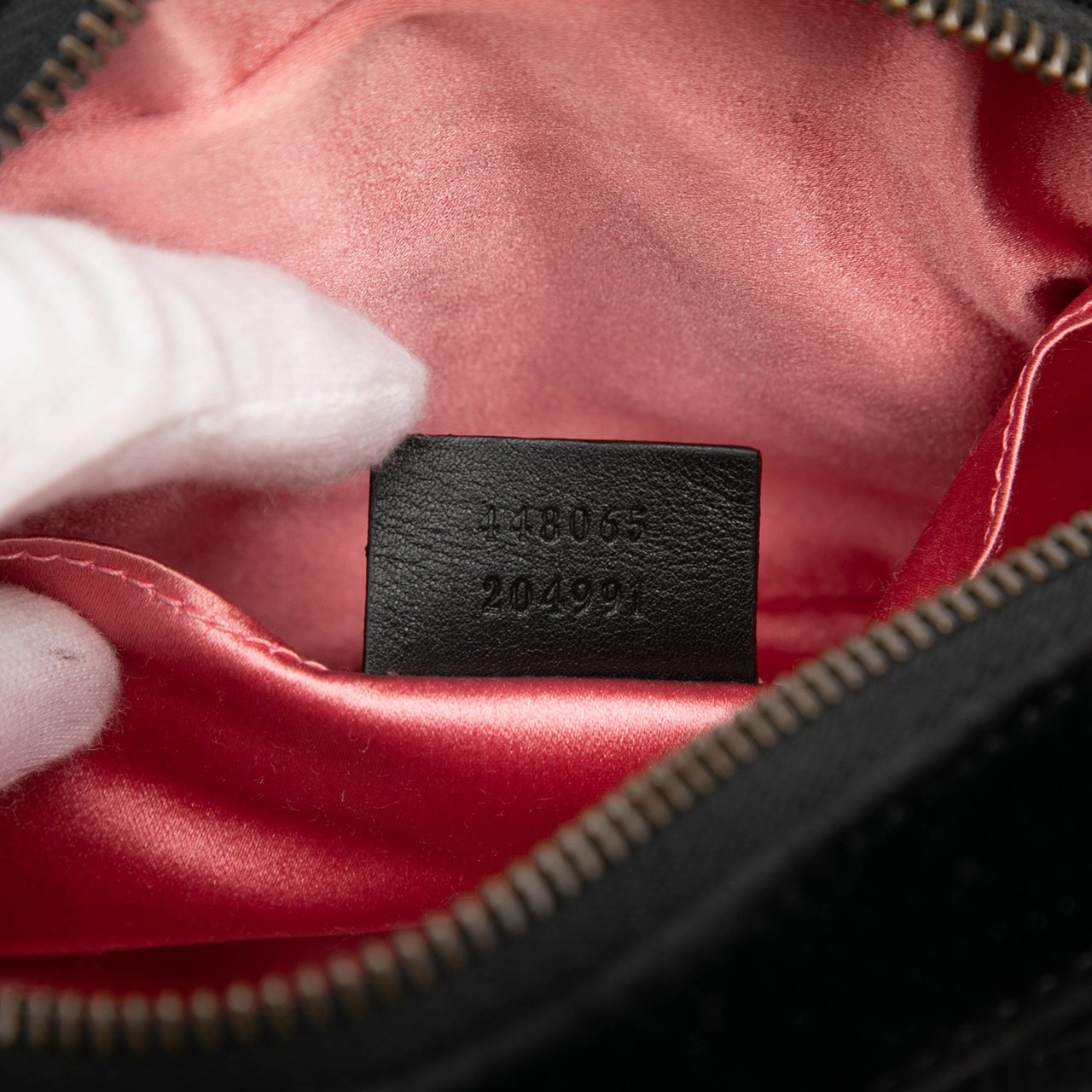 Gucci Mini GG Marmont Crystal Embellished Matelasse Velvet Crossbody Zwart