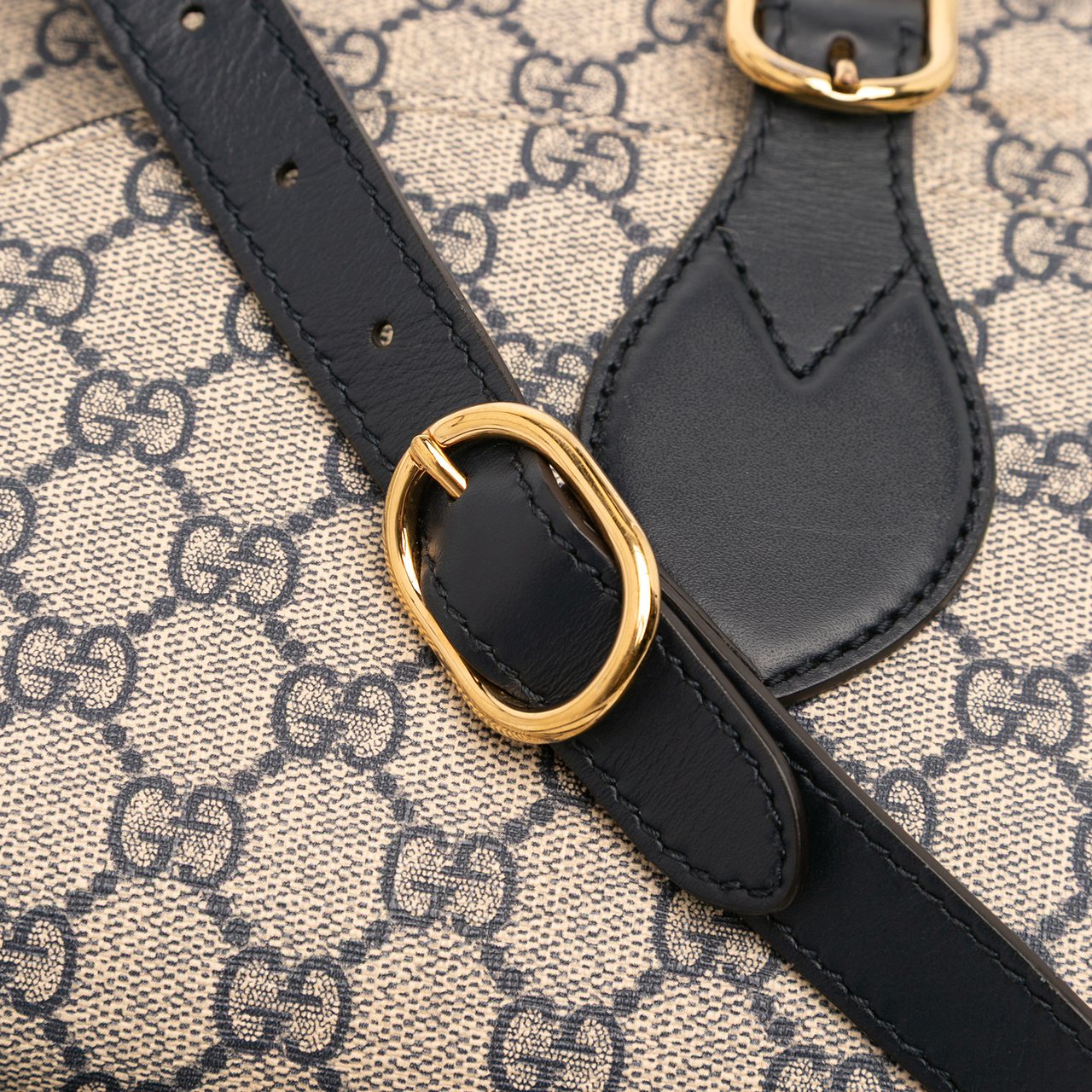 Gucci GG Supreme Linea A Crossbody Bruin