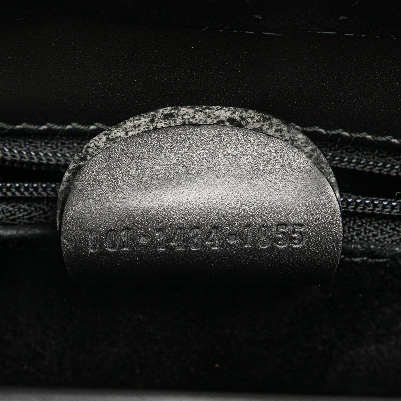 Gucci Leather Convertible Tote Zwart