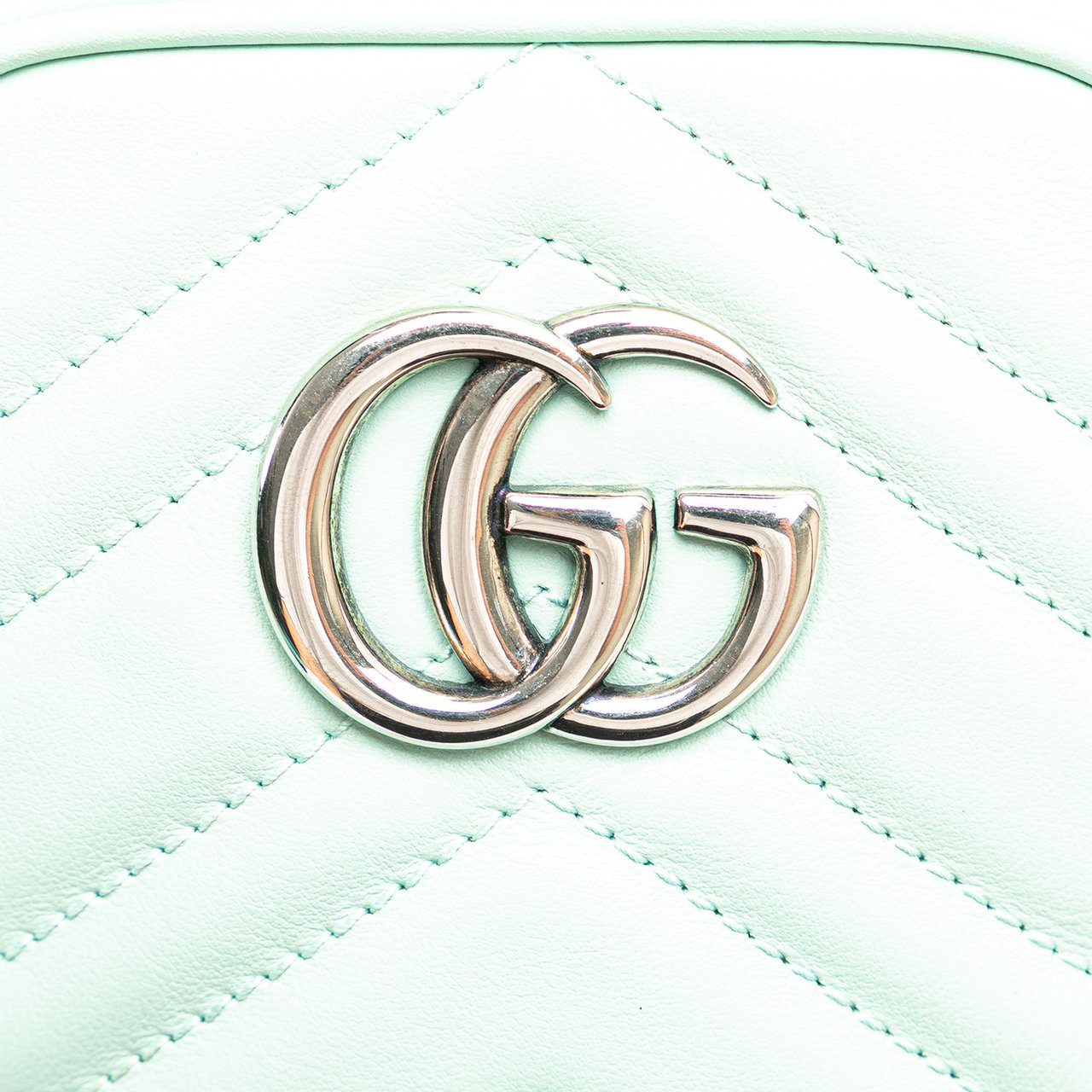Gucci Mini GG Marmont Matelasse Leather Crossbody Groen